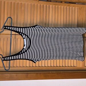 Max Studio Brand Black & White Stretchy Striped Tank-Like New
